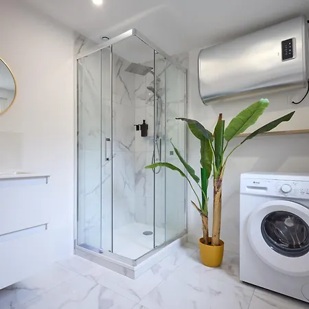 Le Rose Bonbon - Center *