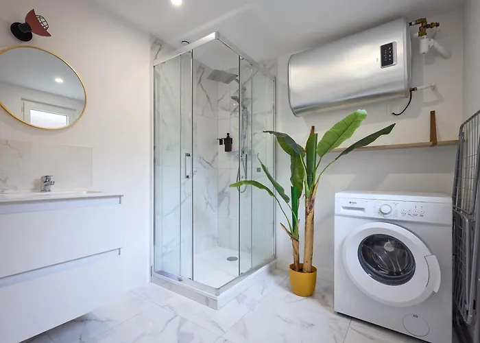 Le Rose Bonbon - Center *